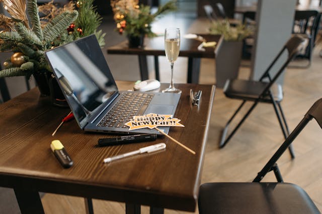 5 idées de thème pour votre party de Noël de bureau